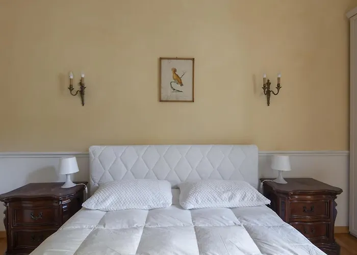 Apartment Vatican Luxury Three Bedroom