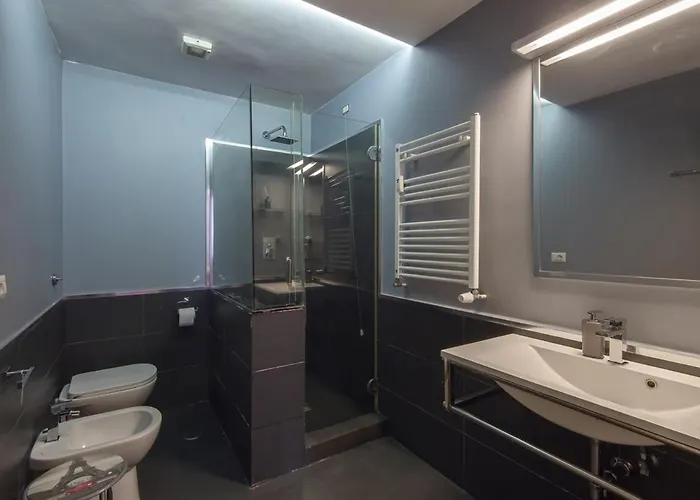Vatican Luxury Three Bedroom Apartment *
