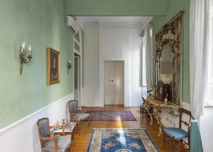 Vatican Luxury Three Bedroom Rom