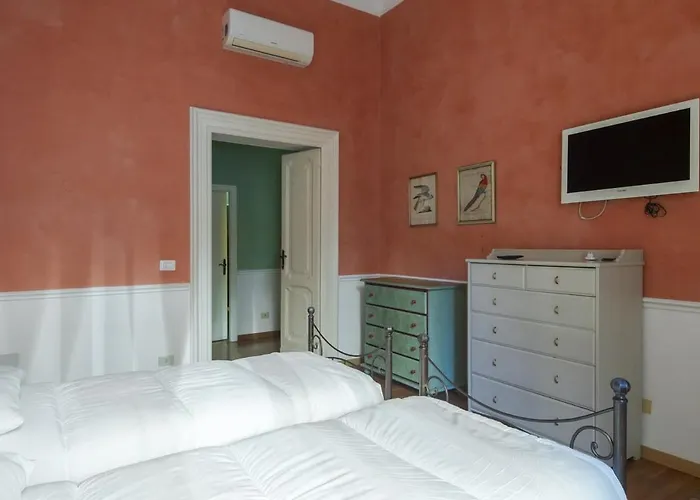 Vatican Luxury Three Bedroom Rom